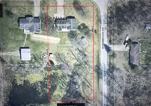 35th image of 102 Sherwood Dr, Hastings, MI 49058 | MLS# 65026043956