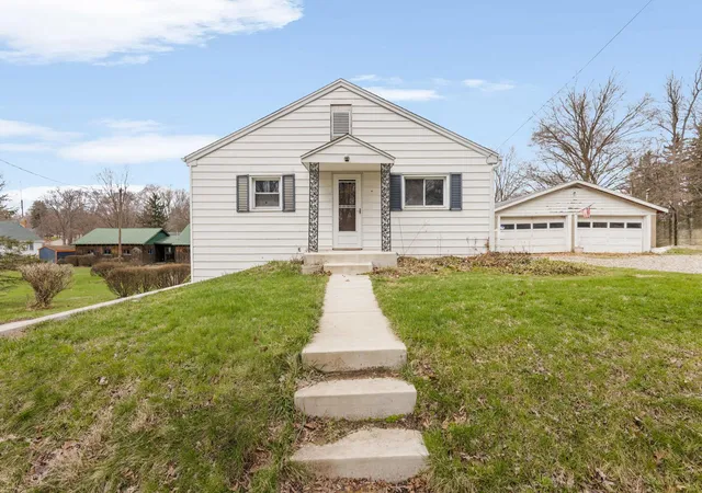 Photo 1 of Single family home for sale at 204 Terre Coupe St, Buchanan, MI 49107 | MLS# 69026043959 | Listing updated on 2026-08-27