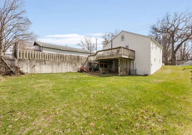 Photo 4 of Single family home for sale at 204 Terre Coupe St, Buchanan, MI 49107 | MLS# 69026043959 | Listing updated on 2026-08-27