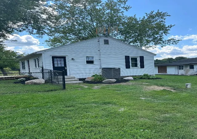 Photo 3 of Single family home for sale at 5995 Bauman Rd, Battle Creek, MI 49017 | MLS# 64026043955 | Listing updated on 2026-09-05