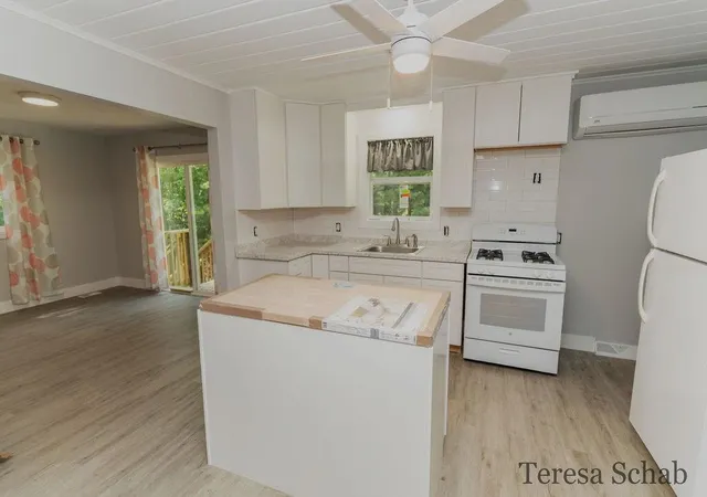 3rd image of 16249 W Kendaville Rd, Coral, MI 49322 | MLS# 65026043960
