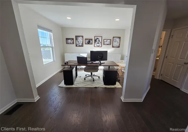 Photo 4 of Single family home for sale at 291 Quartz Wy, White Lake Charter Township Oakland, MI 48386 | MLS# 20261066640 | Listing updated on 2026-09-02