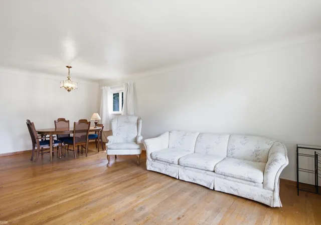Photo 1 of Sale Pending at 32512 New York St, Saint Clair Shores, MI 48082 | MLS# 58050219202 | Listing updated on 2026-08-27