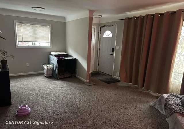 Photo 3 of Single family home for sale at 1814 Marlowe Dr, Flint, MI 48504 | MLS# 61050219208 | Listing updated on 2026-09-15
