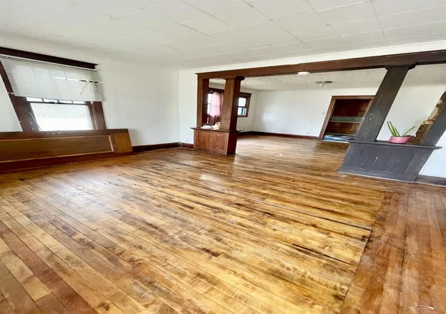 Photo 3 of Single family home for sale at 2621 Eddy St, Saginaw, MI 48604 | MLS# 61050219209 | Listing updated on 2026-09-15