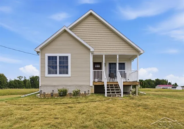 2nd image of 5070 N Five Mile Rd, Hope, MI 48628 | MLS# 61050219210