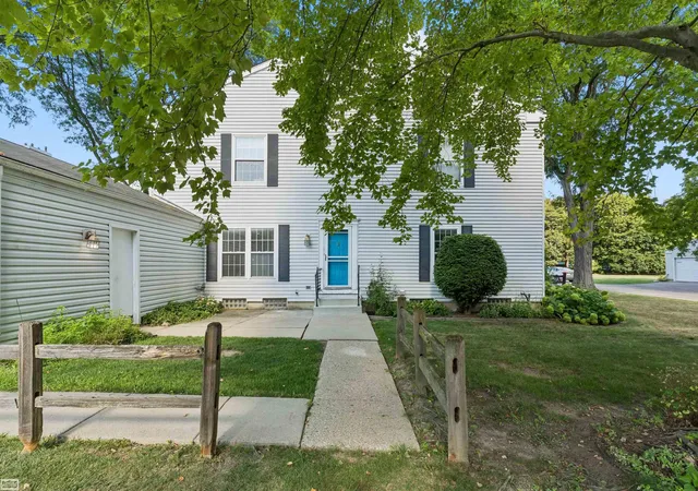 Photo 1 of Condo for sale at 38665 Bayside Ct, Clinton Township, MI 48038 | MLS# 58050219228 | Listing updated on 2026-09-01
