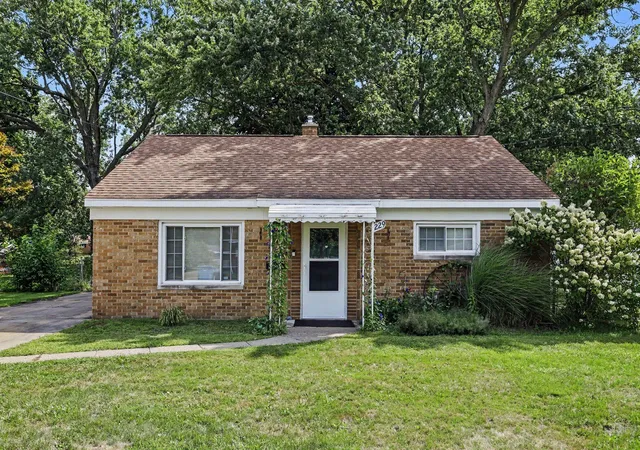 1st image of 229 S 22nd St S, Battle Creek, MI 49015 | MLS# 66026043991