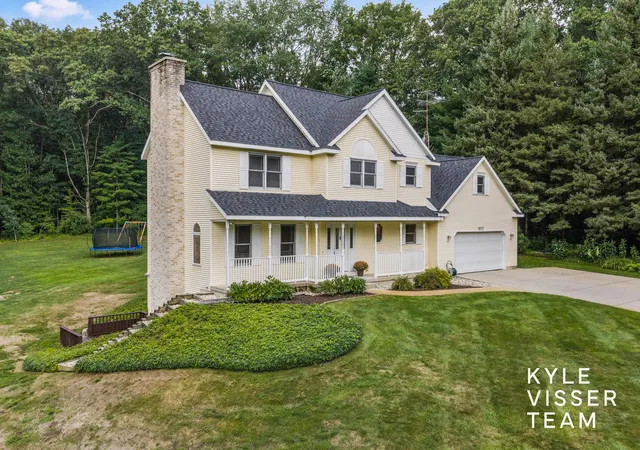 5th image of 1873 Grand River Dr Ne, Ada, MI 49301 | MLS# 65026043990