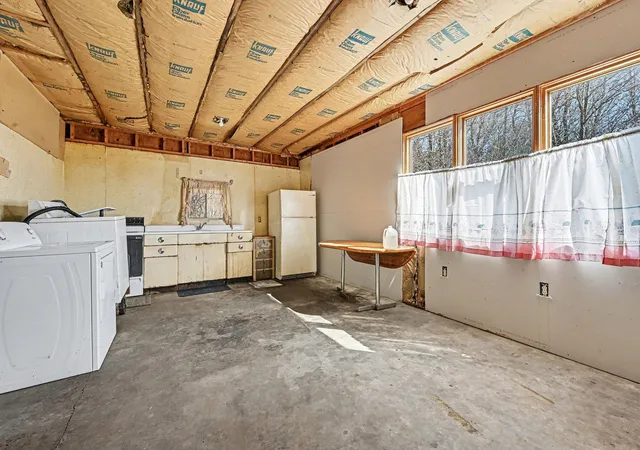 Photo 3 of Single family home for sale at 514 62nd Street, South Haven, MI 49090 | MLS# 64026043999 | Listing updated on 2026-08-20