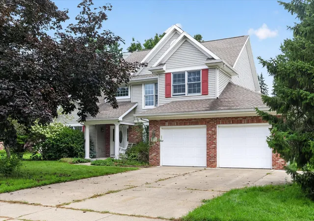 Photo 3 of Single family home for sale at 7521 Mac Arthur Ln, Portage, MI 49024 | MLS# 66026044003 | Listing updated on 2026-08-20