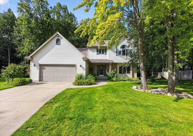 1st image of 2617 Hearthstone Cir, Midland, MI 48642 | MLS# 61050219240