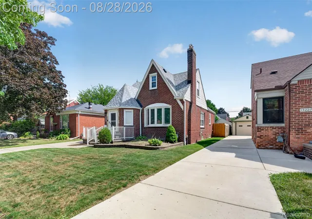 Photo 2 of Single family home for sale at 13219 Argyle St, Southgate City Wayne, MI 48195 | MLS# 20261066685 | Listing updated on 2026-08-28