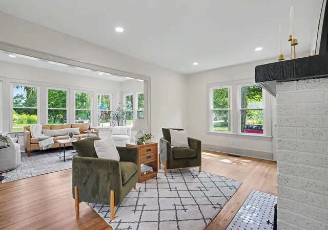 Photo 4 of Single family home for sale at 404 Inkster Ave, Kalamazoo, MI 49001 | MLS# 65026044006 | Listing updated on 2026-08-20