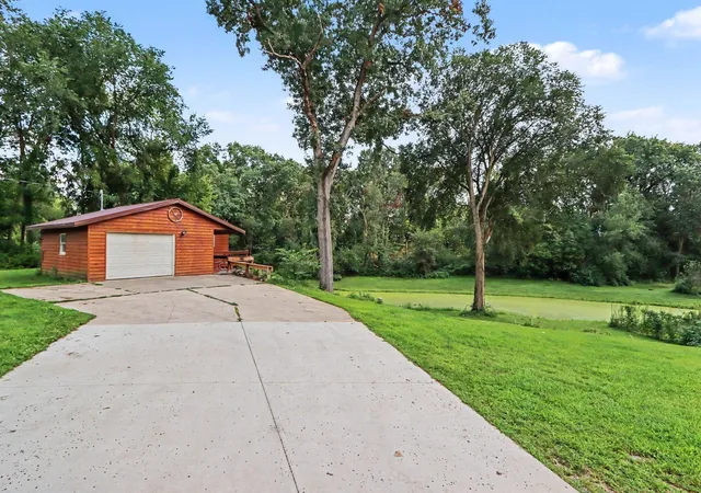 4th image of 67747 Thunderbird Dr, Sturgis, MI 49091 | MLS# 68026044017