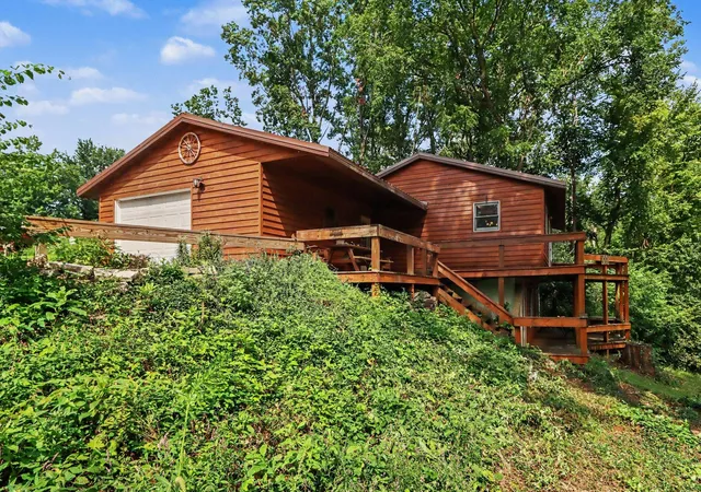 5th image of 67747 Thunderbird Dr, Sturgis, MI 49091 | MLS# 68026044017