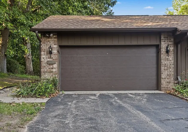 27th image of 3649 Woodcliff Dr, Kalamazoo, MI 49008 | MLS# 66026044008