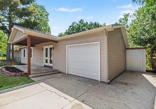 2nd image of 516 Evart St, Cadillac, MI 49601 | MLS# 65026044023