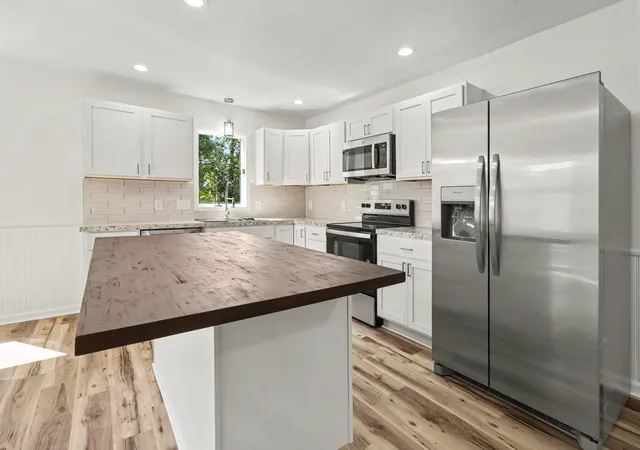Photo 4 of Single family home for sale at 516 Evart St, Cadillac, MI 49601 | MLS# 65026044023 | Listing updated on 2026-09-17