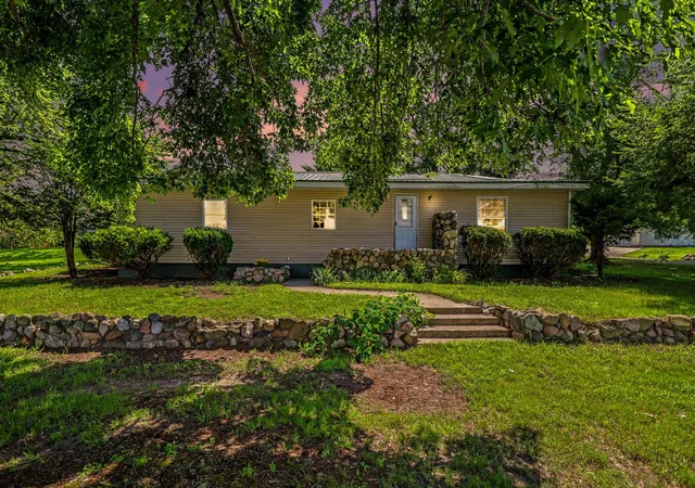 2nd image of 953 Weaver Rd, Bronson, MI 49028 | MLS# 62026044016