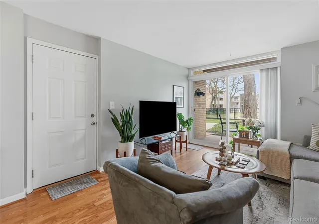 3rd image of 4913 Crooks Rd #G1, Royal Oak, MI 48073 | MLS# 20261066736