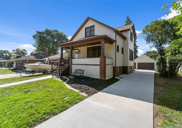 Photo 3 of Single family home for sale at 20834 Ardmore Park Dr, Saint Clair Shores, MI 48081 | MLS# 20261066739 | Listing updated on 2026-09-12