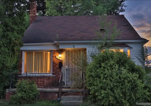 Photo 1 of Single family home for sale at 9657 Warwick St, Detroit, MI 48228 | MLS# 20261066701 | Listing updated on 2026-08-25