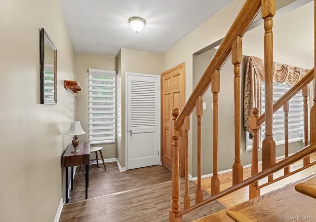4th image of 1880 Kenwood St, Trenton, MI 48183 | MLS# 20261066758