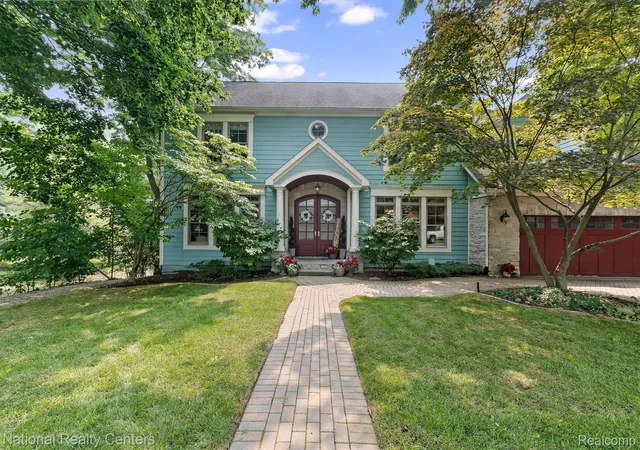 Photo 2 of Mansion for sale at 777 Thayer Blvd, Northville, MI 48167 | MLS# 20261066759 | Listing updated on 2026-08-29