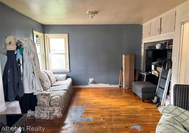 Photo 4 of Single family home for sale at 3935 Larchmont St, Flint City Genesee, MI 48532 | MLS# 20261066747 | Listing updated on 2026-08-24