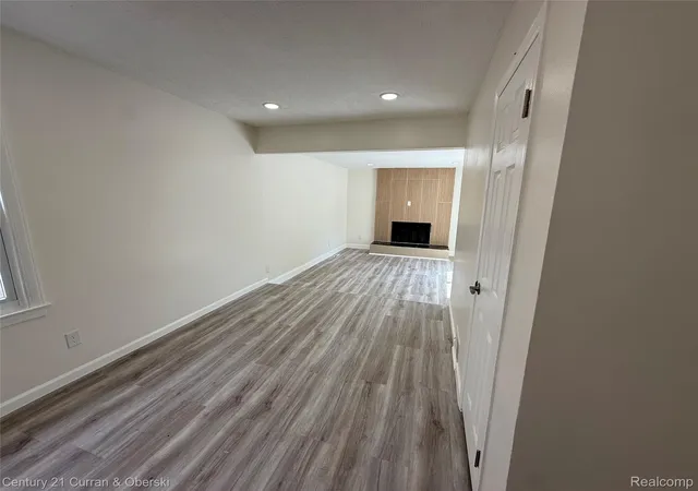 Photo 4 of Single family home for sale at 3423 Houston St, Dearborn City Wayne, MI 48124 | MLS# 20261066746 | Listing updated on 2026-09-26