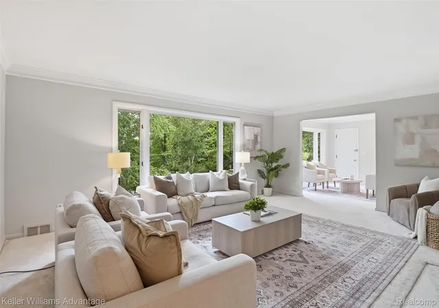 Photo 1 of Sale Pending at 1642 Keller Ln, Bloomfield Charter Township Oakland, MI 48302 | MLS# 20261066765 | Listing updated on 2026-08-24