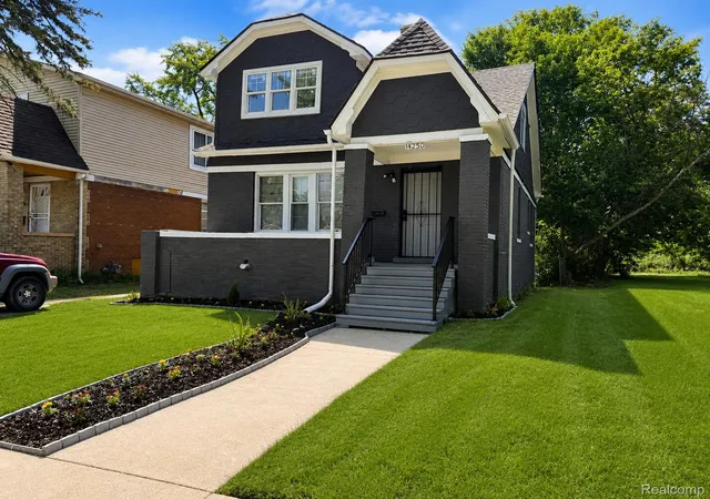 Photo 2 of Single family home for sale at 14250 Elmdale St, Detroit, MI 48213 | MLS# 20261066763 | Listing updated on 2026-08-22