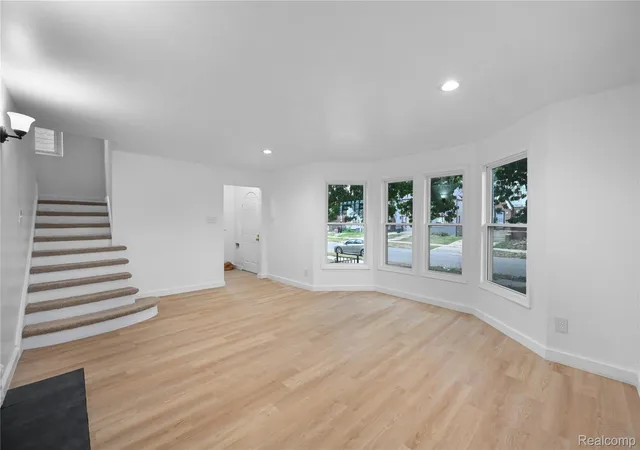 Photo 4 of Single family home for sale at 4880 Courville St, Detroit, MI 48224 | MLS# 20261066766 | Listing updated on 2026-10-20