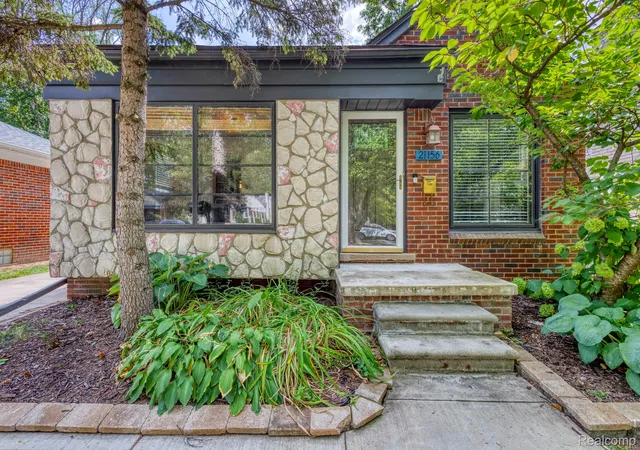 2nd image of 21156 Manchester Blvd, Harper Woods City Wayne, MI 48225 | MLS# 20261066771