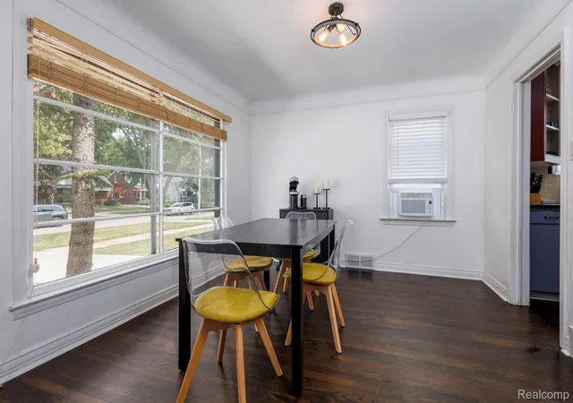 5th image of 21156 Manchester Blvd, Harper Woods City Wayne, MI 48225 | MLS# 20261066771