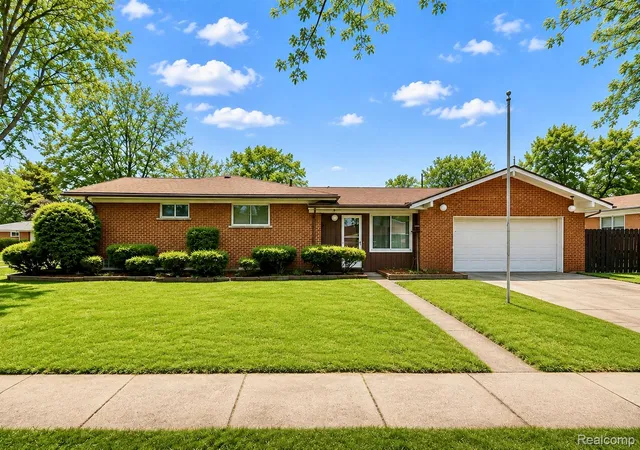 Photo 3 of Single family home for sale at 28326 Alden St, Madison Heights, MI 48071 | MLS# 20261066768 | Listing updated on 2026-09-05