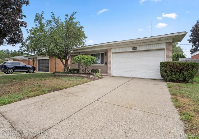 Photo 1 of Sale Pending at 26430 Joe Dr, Warren, MI 48091 | MLS# 20261066780 | Listing updated on 2026-09-05