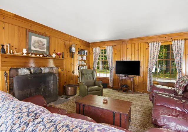 5th image of 7356 Se Torch Lake Dr, Alden, MI 49612 | MLS# 78080072594