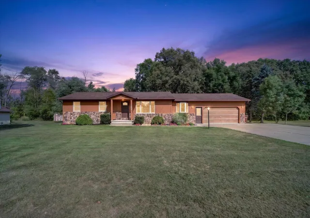 1st image of 214 N Reed St, Ashley, MI 48806 | MLS# 79080072596