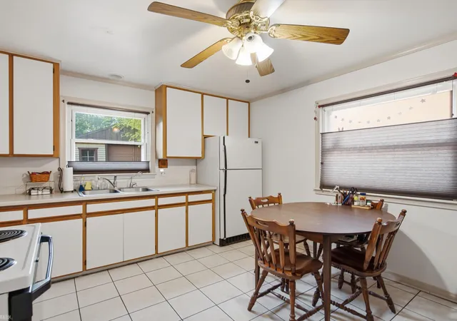 Photo 5 of Single family home for sale at 4325 W 14 Mile Rd, Royal Oak, MI 48073 | MLS# 58050219247 | Listing updated on 2026-08-20