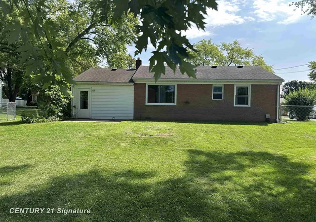 19th image of 505 Yale Dr, Durand, MI 48429 | MLS# 5050219253