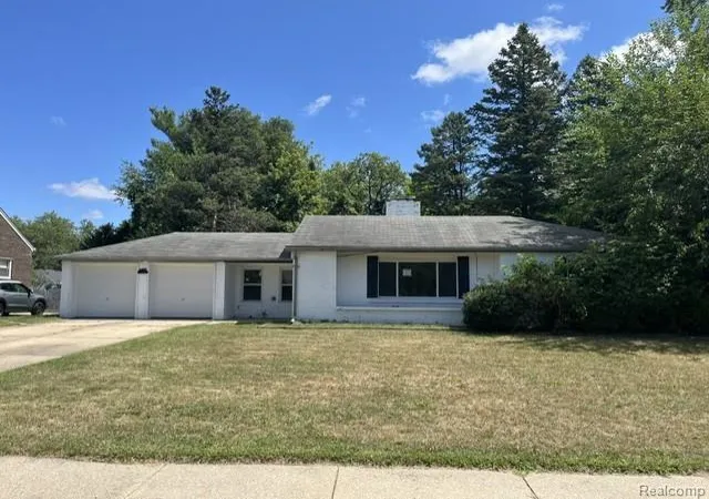 Photo 1 of Sale Pending at 19430 Lexington, Redford Charter Township Wayne, MI 48240 | MLS# 20261066786 | Listing updated on 2026-09-02