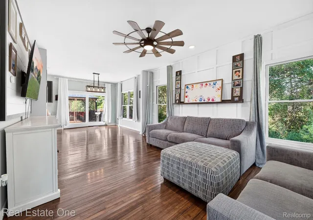 Photo 3 of Single family home for sale at 39755 Willow Rd, New Boston, MI 48164 | MLS# 20261066788 | Listing updated on 2026-09-02
