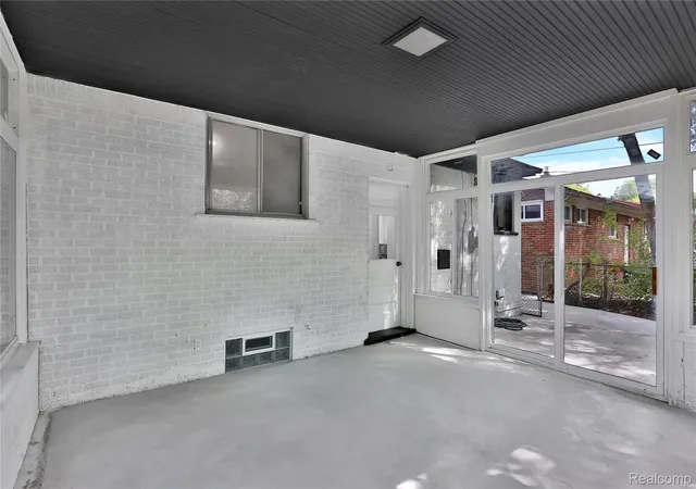 Photo 24 of Single family home for sale at 21911 Whitmore St, Oak Park, MI 48237 | MLS# 20261066790 | Listing updated on 2026-09-06