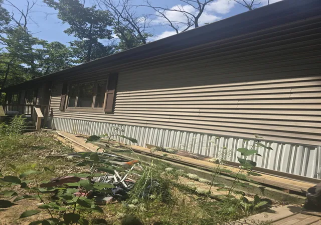 1st image of 2421 N Gordon Ave, White Cloud, MI 49349 | MLS# 66026044078