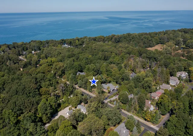 Photo 2 of Single family home for sale at 848 W Center St, Douglas, MI 49406 | MLS# 71026044064 | Listing updated on 2026-08-31
