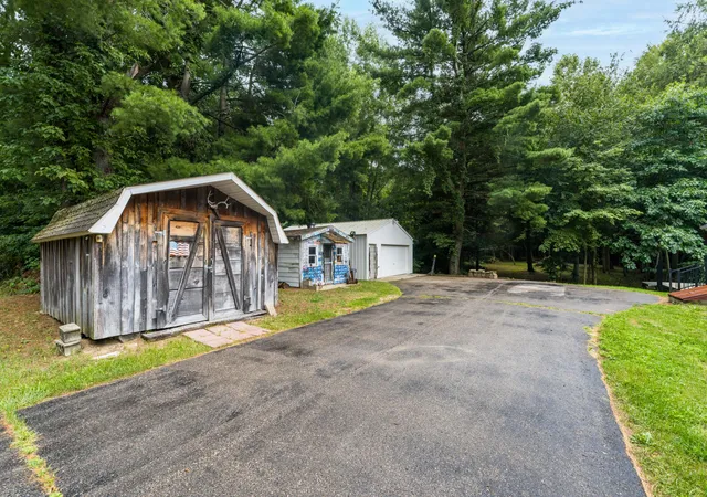 5th image of 05094 53Rd St, Grand Junction, MI 49056 | MLS# 69026044041