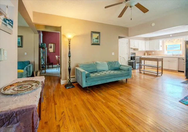 Photo 4 of Single family home for sale at 607 Pine St, Manistee, MI 49660 | MLS# 67026044110 | Listing updated on 2026-09-16