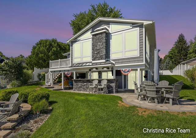 2nd image of 1644 N Lakeview Dr, Mears, MI 49436 | MLS# 65026044103